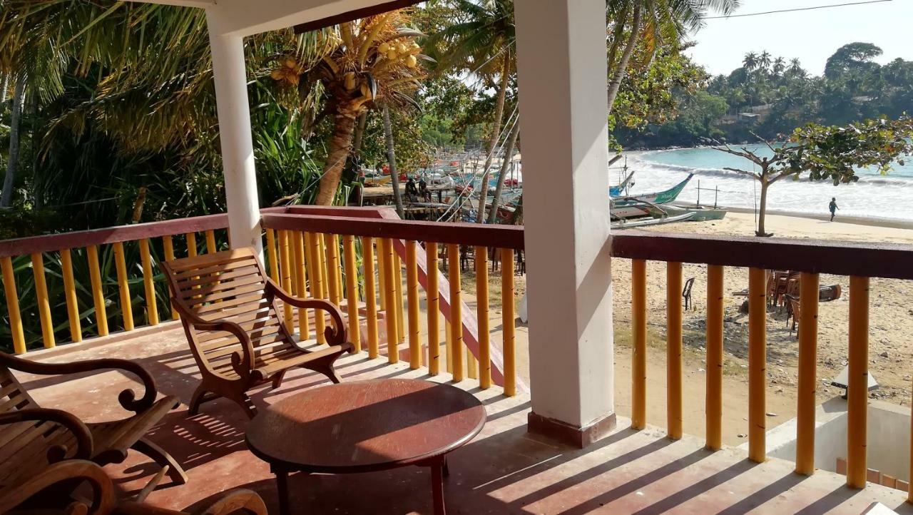 Kiralawella Beach Inn Matara Eksteriør bilde